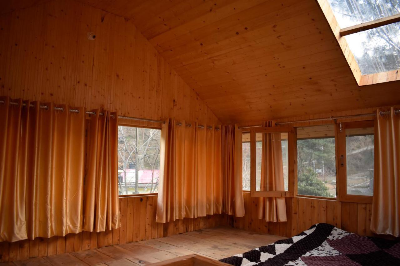 Villa Moksha - By The River à Jibhi Extérieur photo