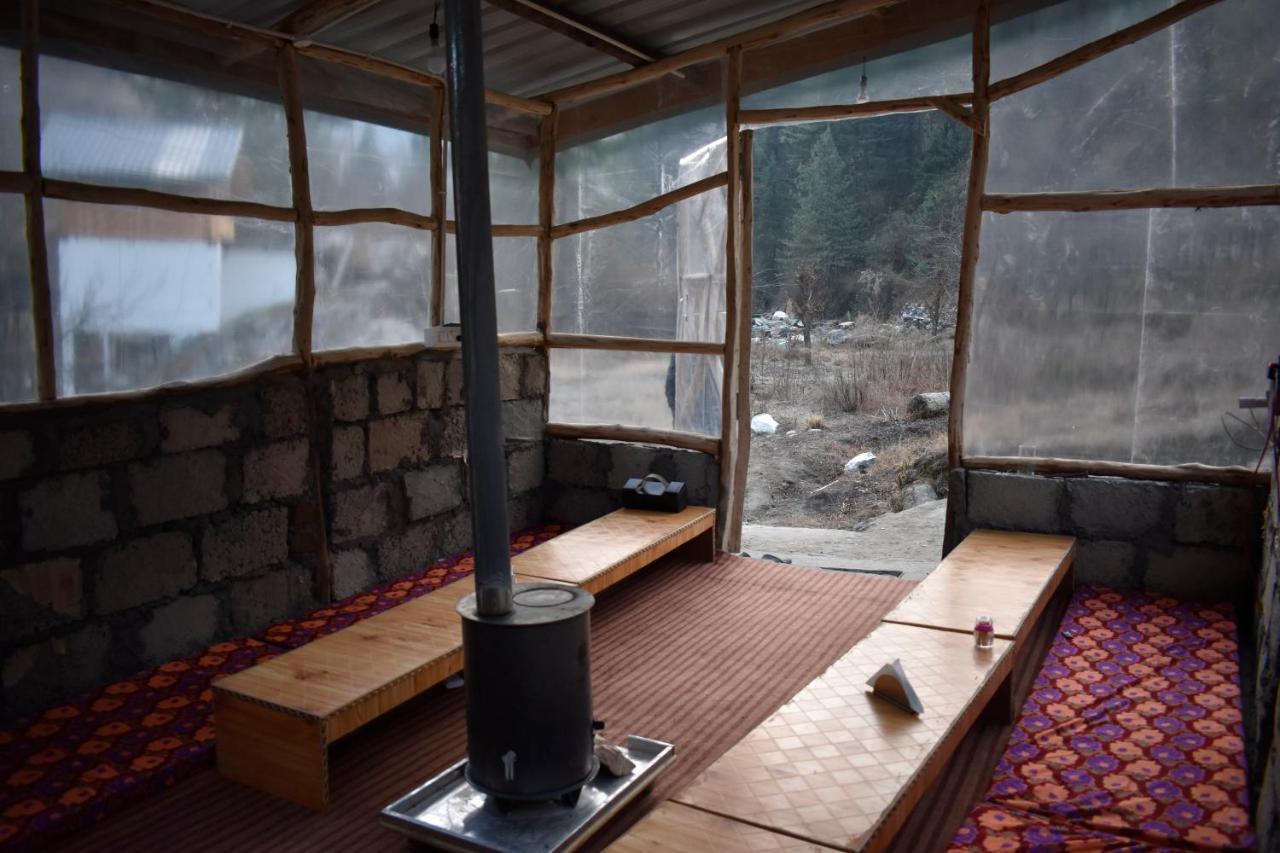 Villa Moksha - By The River à Jibhi Extérieur photo