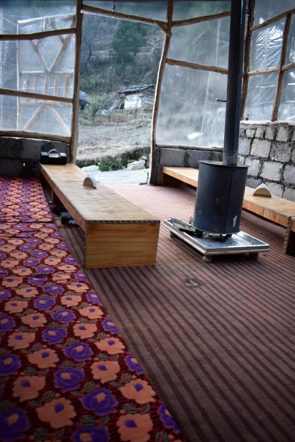 Villa Moksha - By The River à Jibhi Extérieur photo